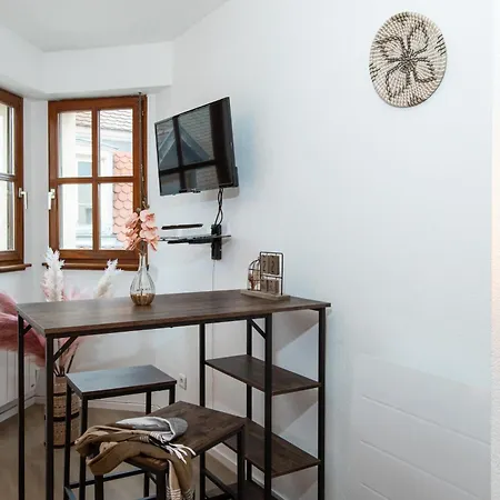 Nouveau - Le Cityscape - Petite Venise Apartman *